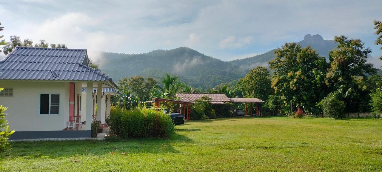 Pimpisa Garden พิมพิศา การ์เด้นท์ Villa Khuang Kom Kültér fotó