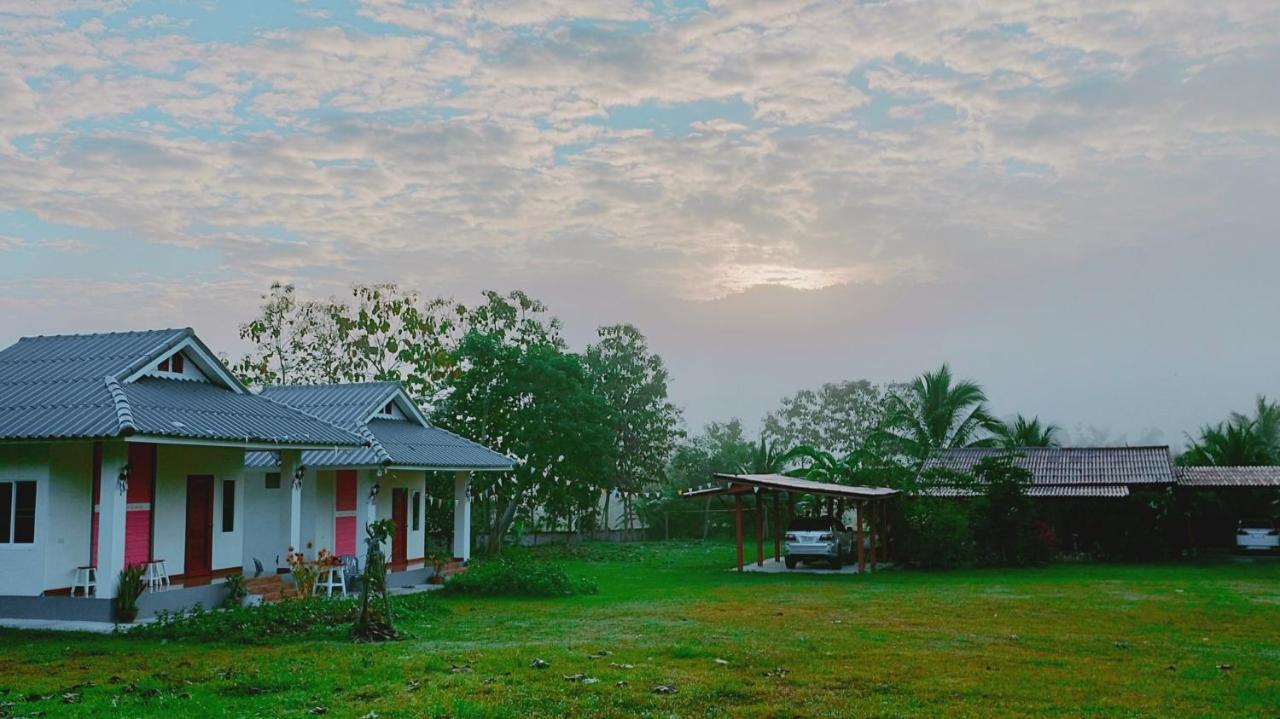 Pimpisa Garden พิมพิศา การ์เด้นท์ Villa Khuang Kom Kültér fotó